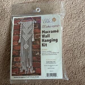 NWT Solid Oak Macramé Wall Hanging Kit - Cream